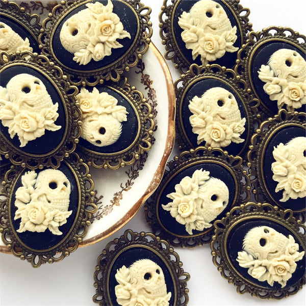 Skull Cameo Brooch Pirate Hat Pin Sugar Skull Day of the Dead-Lydia's Vintage | Handmade Custom Cosplay, Pirate Inspired Style Necklaces, Earrings, Bracelets, Brooches, Rings