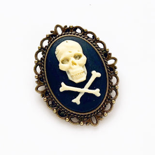 Skull Brooch Pirate Hat Pin Pirate Costume Jolly Roger Cameo Jewelry-Lydia's Vintage | Handmade Custom Cosplay, Pirate Inspired Style Necklaces, Earrings, Bracelets, Brooches, Rings
