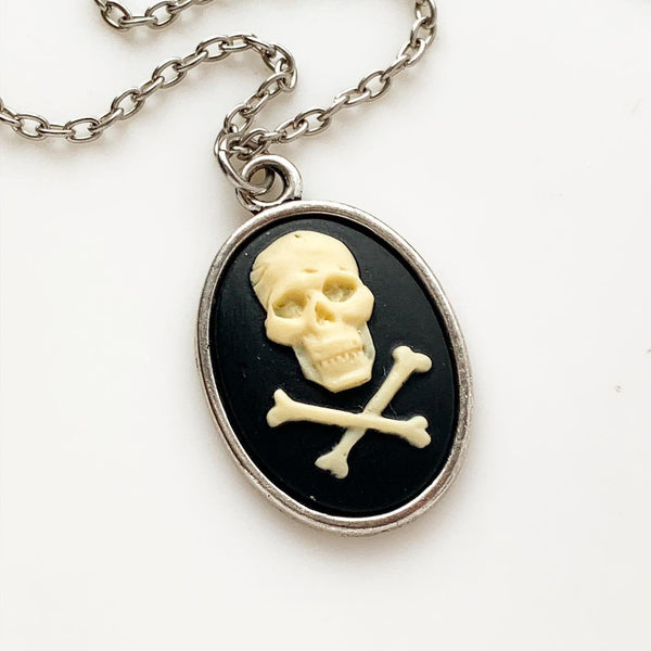 Skull Cameo Necklace Jolly Roger Skull and Crossbones Pirate Costume Renaissance Faire-Lydia's Vintage | Handmade Custom Cosplay, Renaissance Fair Inspired Style Necklaces, Earrings, Bracelets, Brooches, Rings