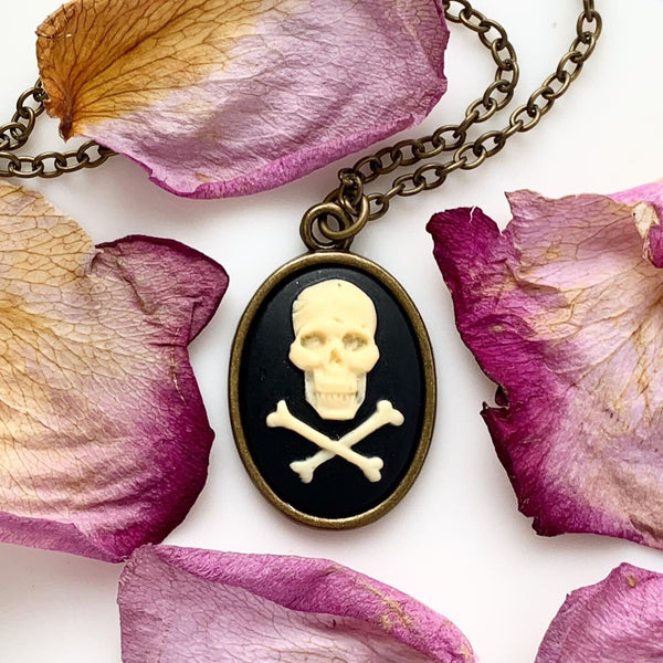 Skull Cameo Necklace Skull and Crossbones Pirate Necklace Renaissance Faire-Lydia's Vintage | Handmade Custom Cosplay, Renaissance Fair Inspired Style Necklaces, Earrings, Bracelets, Brooches, Rings