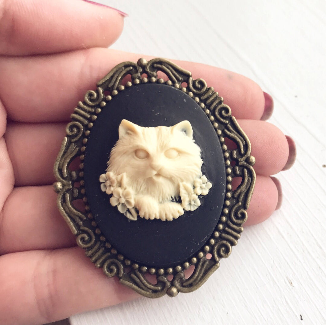 Cat Brooch Cat Cameo Jewelry Cat Gifts-Lydia's Vintage | Handmade Vintage Style Jewelry, Brooches, Pins, Necklaces, Bracelets