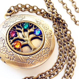 Birthstone Locket for Mom Family Tree Necklace Gift for Mothers Personalized Jewelry-Lydia's Vintage | Handmade Personalized Vintage Style Necklaces, Lockets, Earrings, Bracelets, Brooches, Rings