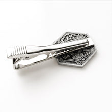 Load image into Gallery viewer, D20 Tie Clip Dungeons and Dragons Geeky Fathers Day Gift Dungeon Master Gifts for Men
