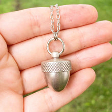 Load image into Gallery viewer, Acorn Necklace Pill Case Necklace Acorn Locket Urn Jewelry Vial