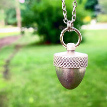 Load image into Gallery viewer, Acorn Necklace Pill Case Necklace Acorn Locket Urn Jewelry Vial