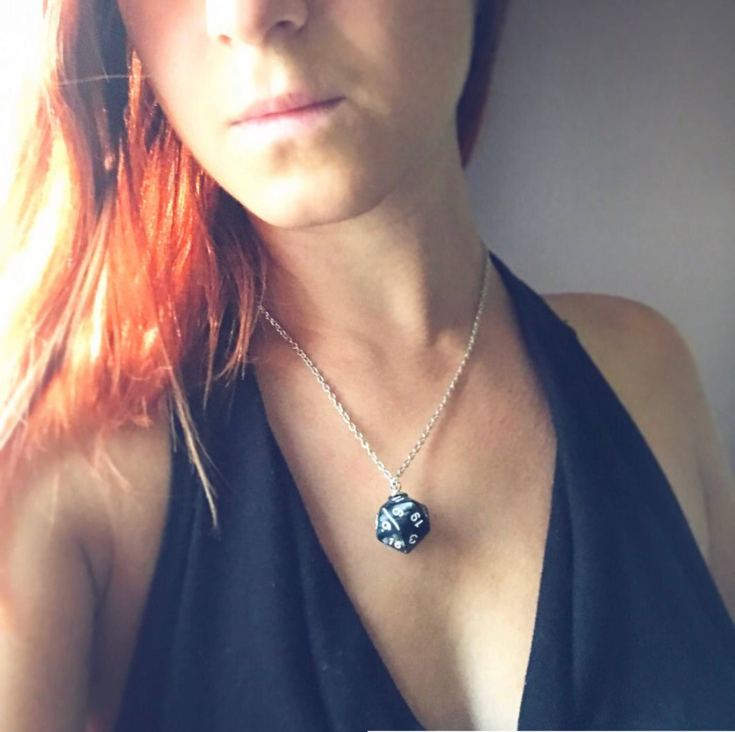 D20 Necklace Dungeons and Dragons Jewelry D20 Gift