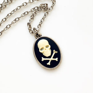 Skull Cameo Necklace Skull and Crossbones Jolly Roger Pirate Necklace-Lydia's Vintage | Handmade Custom Cosplay, Pirate Inspired Style Necklaces, Earrings, Bracelets, Brooches, Rings