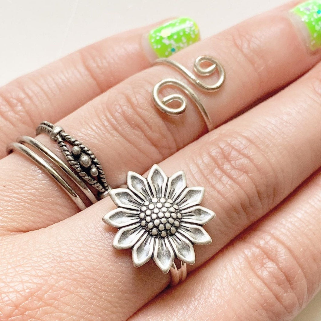 Sunflower Ring Flower Ring Gifts for Her-Lydia's Vintage | Handmade Personalized Vintage Style Rings, Earrings, Bracelets, Brooches, Necklaces, Lockets