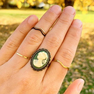 Green Cameo Ring Cameo Jewelry Lady Woman Cameo-Lydia's Vintage | Handmade Personalized Vintage Style Rings, Earrings, Bracelets, Brooches, Necklaces, Lockets