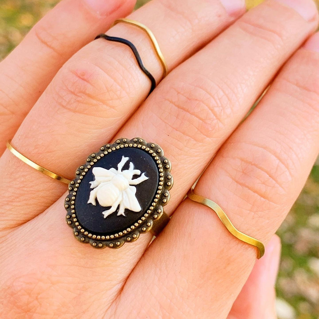 Bee Cameo Ring Cameo Jewelry Goth Ring Adjustable-Lydia's Vintage | Handmade Personalized Vintage Style Rings, Earrings, Bracelets, Brooches, Necklaces, Lockets