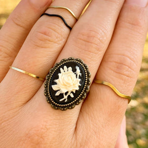 Cameo Ring Rose Cameo Jewelry Gift for Women Rose Ring-Lydia's Vintage | Handmade Personalized Vintage Style Rings, Earrings, Bracelets, Brooches, Necklaces, Lockets